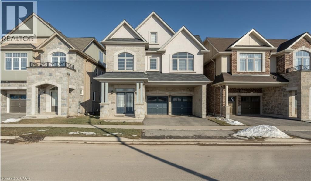 3159 Lula Rd in Burlington, ON - Building Photo