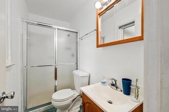 4503 Fillingame Dr in Chantilly, VA - Building Photo - Building Photo