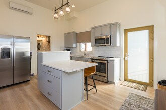 35810 SE 20th St in Washougal, WA - Building Photo - Building Photo