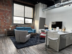 1827 East Ave in Rochester, NY - Building Photo - Building Photo