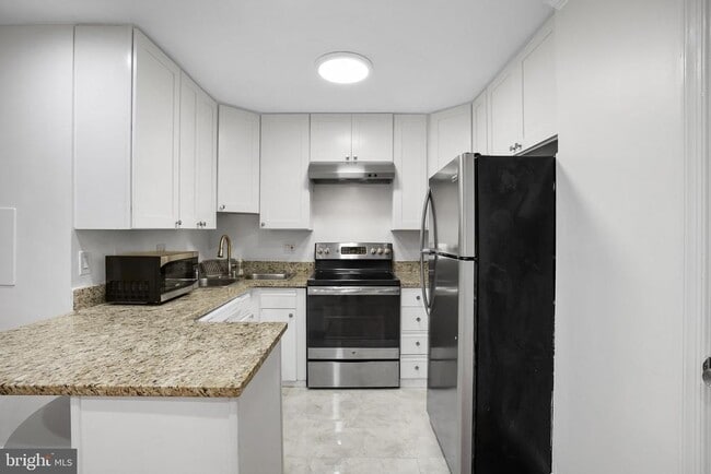 property at 1828 California St NW