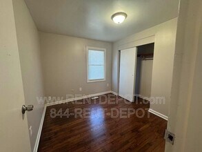 720 Sweetser Ave in Evansville, IN - Building Photo - Building Photo