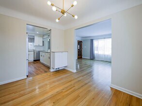 203 Pare St in Clawson, MI - Building Photo - Building Photo