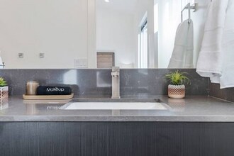 772 W 300 N in Salt Lake City, UT - Foto de edificio - Building Photo