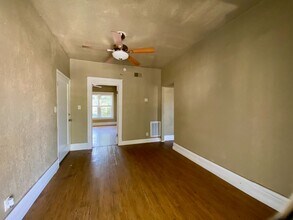 1115 E 41st St in Kansas City, MO - Building Photo - Building Photo