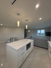 3388 Ross Rd in Abbotsford, BC - Building Photo - Building Photo