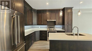 73 Turner Ave in Kitchener, ON - Building Photo - Building Photo