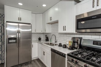 262 Irwin Pl in Cincinnati, OH - Building Photo - Building Photo