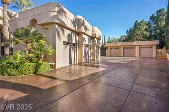1008 Trophy Hills Dr in Las Vegas, NV - Building Photo - Building Photo