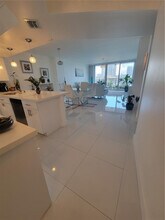3703 NE 166th St, Unit 808 in North Miami Beach, FL - Building Photo - Building Photo