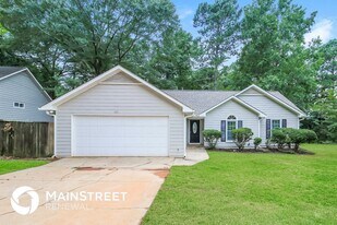 420 Rosehill Dr in Mcdonough, GA - Building Photo