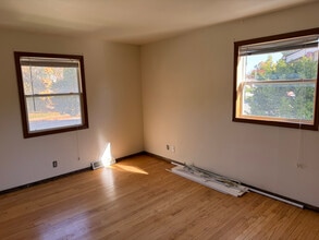 9309 W Morgan Ave in Milwaukee, WI - Building Photo - Building Photo