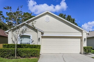 10439 Rocking A Run in Orlando, FL - Building Photo