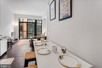 525 Water St SW, Unit 309 in Washington, DC - Building Photo - Building Photo