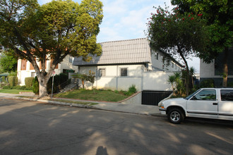 1152 San Rafael Ave in Glendale, CA - Building Photo - Building Photo