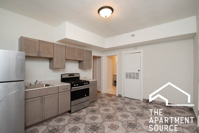 1255 N Harding Ave in Chicago, IL - Building Photo - Building Photo