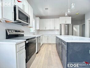 53 Fairbanks St, Unit 3 in Boston, MA - Building Photo - Building Photo