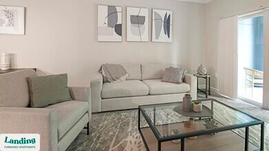 3300 East-West Hwy in Hyattsville, MD - Foto de edificio - Building Photo