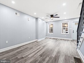2075 Bellmore St in Philadelphia, PA - Building Photo - Building Photo