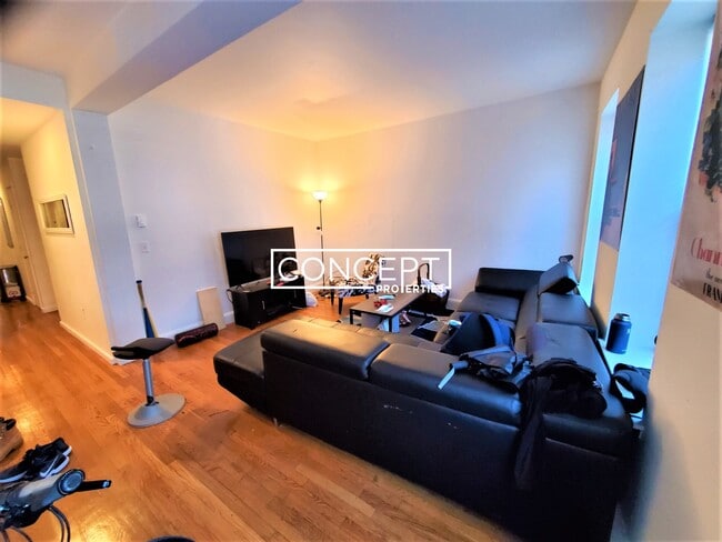 772 Columbus Ave, Unit 2 in Boston, MA - Foto de edificio - Building Photo