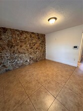 6131 SW 39th St-Unit -East in Miramar, FL - Building Photo - Building Photo