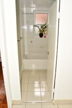 62 S Forster Park Dr in Oakville, ON - Building Photo - Building Photo