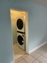 2736 Hamilton Cir in Jacksonville, FL - Foto de edificio - Building Photo