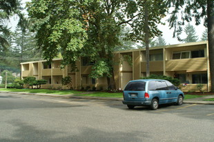 Grand Cedars Apartments