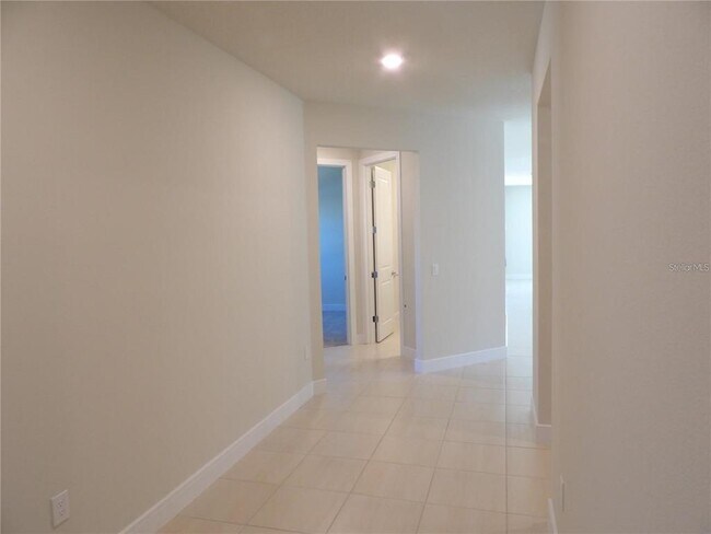 17469 Back Bay Ct in Clermont, FL - Building Photo - Building Photo