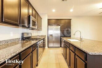 12034 W Hide Trail in Peoria, AZ - Foto de edificio - Building Photo