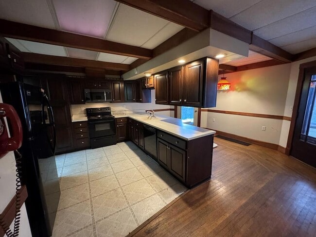 116 W 2nd St in Oil City, PA - Foto de edificio - Building Photo