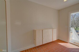 654 Schuyler Ave SE in Atlanta, GA - Building Photo - Building Photo