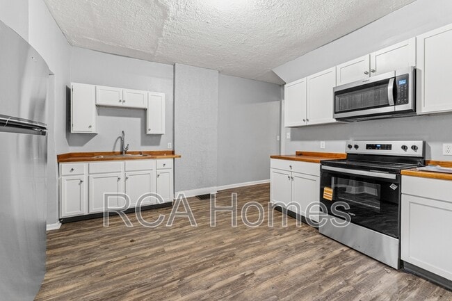 property at 451 S Keystone Ave