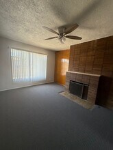 544 W 120th St in Los Angeles, CA - Building Photo - Building Photo