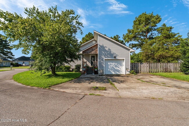 769 Dayflower Ct in Vass, NC - Building Photo - Building Photo