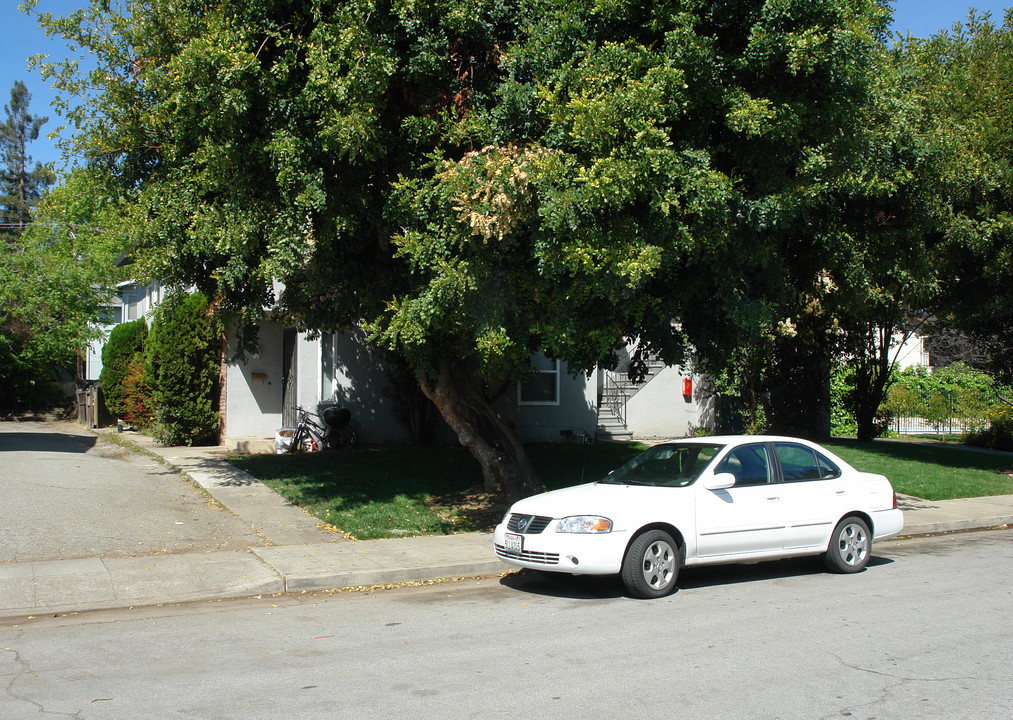 675 Reseda Dr in Sunnyvale, CA - Building Photo