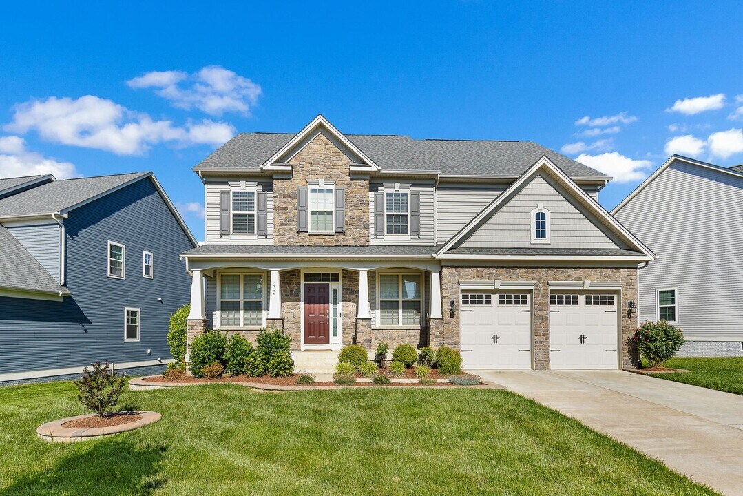 432 Daylily Ln in Stafford, VA - Building Photo