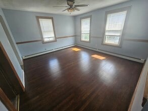 91 Arnold St, Unit 3 in Lincoln, RI - Building Photo - Building Photo
