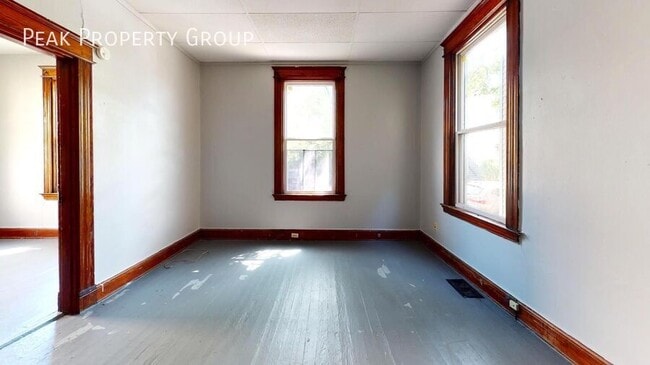 2339 Rohs St in Cincinnati, OH - Building Photo - Building Photo