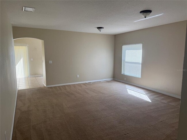 6509 Bridgecrest Dr in Fish Hawk, FL - Building Photo - Building Photo