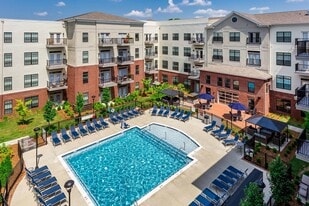 Highland Station in Louisville, KY - Building Photo