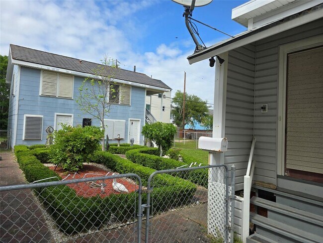 916 Avenue H in Galveston, TX - Building Photo - Building Photo