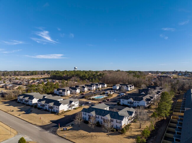Century Park in Opelika, AL - Foto de edificio - Building Photo