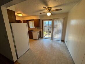 4048 SE Howe St in Portland, OR - Building Photo - Building Photo