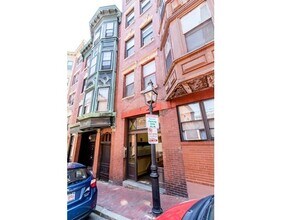 37 Joy St-Unit -9 in Boston, MA - Building Photo - Building Photo