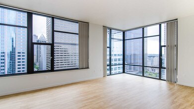 Harbor Steps in Seattle, WA - Building Photo - Building Photo