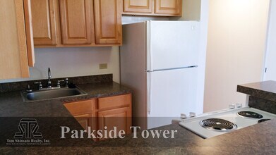 2222 Citron St-Unit -1604 in Honolulu, HI - Building Photo - Building Photo