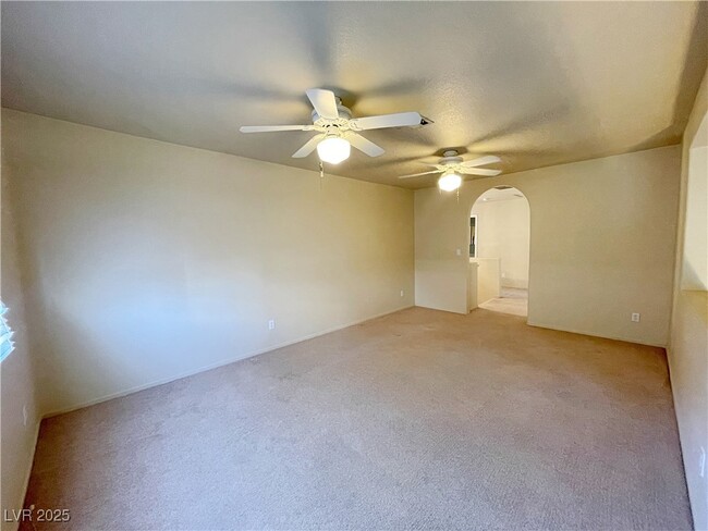property at 2104 Mountain Echo Ave