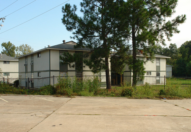 Commonwealth Village in Jackson, MS - Building Photo - Building Photo