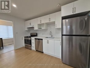 5 Rocking Horse St in Markham, ON - Building Photo - Building Photo